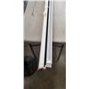 Image 2 : RETRACTABLE SCREEN DOOR