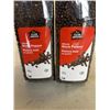 Image 2 : CLUB HOUSE WHOLE BLACK PEPPER, 575G X 2
