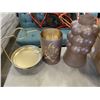 Image 2 : BOX OF NEW HOME DECOR ITEMS