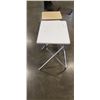 Image 2 : THREE FOLDING TV TRAYS