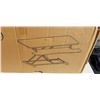 Image 2 : WHITE DESK RISER