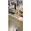 Image 3 : MODERN FLOOR LAMP WITH REMOTE