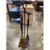 Image 2 : CAST IRON FIREPLACE COMPANION SET