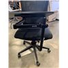 Image 2 : MESH BACK GAS LIFT CHAIR WITH ATTACHED KEYBOARD TRAY