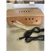 Image 2 : 8 NEW CLOCK RADIOS
