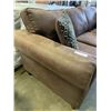 Image 2 : CRUSHED LEATHER SOFA