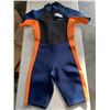 Image 1 : MOUNTAIN WAREHOUSE SHORTY WET SUIT SIZE M/L