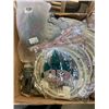 Image 2 : BOX OF ASSORTED XMAS ITEMS