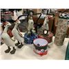 Image 2 : ASSORTED CHRISTMAS DECOR IN TOTE AND BOX