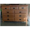 Image 1 : 7 DRAWER DRESSER