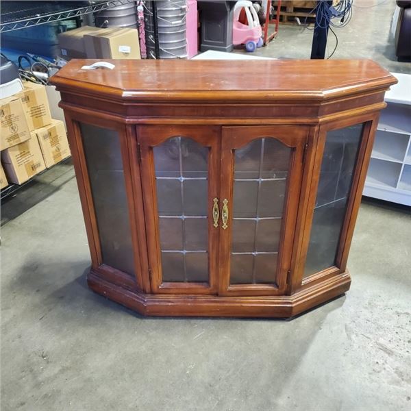 DISPLAY CABINET WITH LIGHT