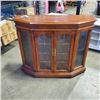 Image 1 : DISPLAY CABINET WITH LIGHT