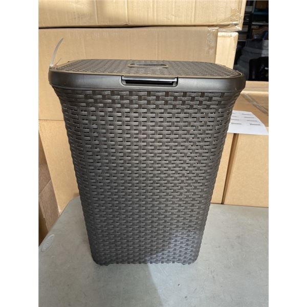 CURVER LAUNDRY HAMPER