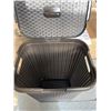 Image 2 : CURVER LAUNDRY HAMPER
