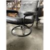 Image 2 : BLACK CHAIR