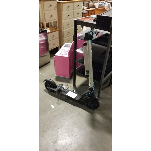 ELECTRIC E-SCOOTER WITH CHARGER AND MANUAL GOOD WORKING CONDITION