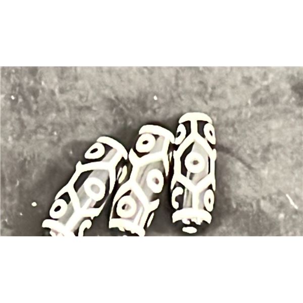 3 BLACK & WHITE DZI BEADS