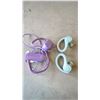 Image 1 : 2 PAIRS OF AIRBUDS NO CHARGING ACCESSORIES