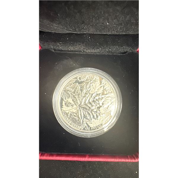 2013 FINE SILVER $5 COIN MAPLE LEAF  *TAX EXEMPT*