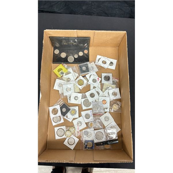 ASSORTED CANADIAN AND AMERICAN COINS