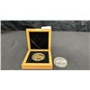 Image 1 : 2 VANCOUVER AQUARIUM COINS 1956 GOLD AND SILVER PLATED