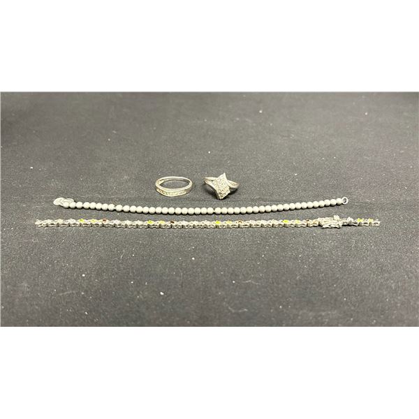 ASSORTED STERLING SILVER JEWELRY  APPROX 22.6 GR