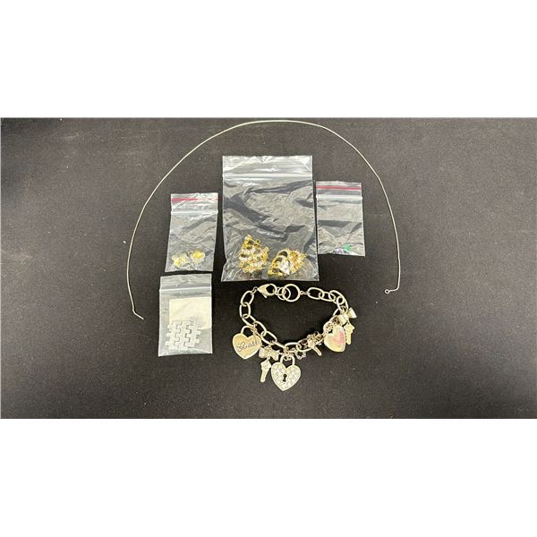 ASSORTED COSTUME JEWELRY