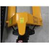 Image 2 : Yellow 5500 Cap Pallet Jack