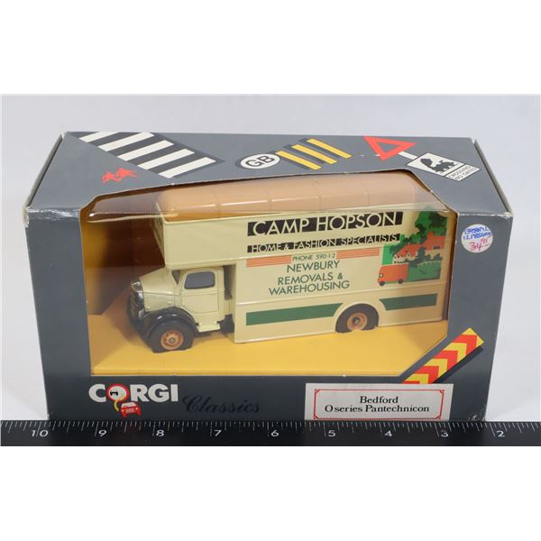 #352 CORGI CLASSICS BEDFORD PANTECHNICON 1986