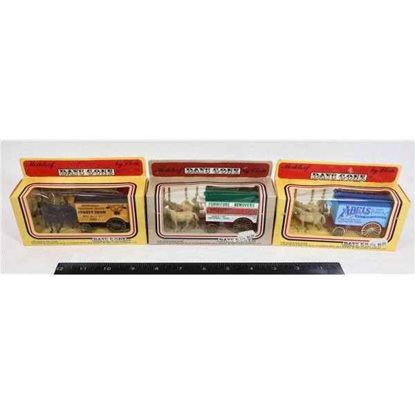 #431 LLEDO LOT 3 VINTAGE HORSE DRAWN CARRIAGE #11