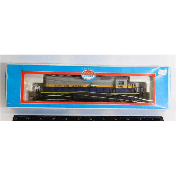 #563 MODEL POWER HO SCALE LOCO SD-40-2 W/ FLY