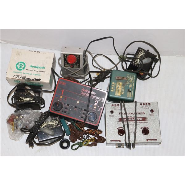 #581 LOCOMOTIVE CONTROLS + TRANSFORMER LOT OF 8