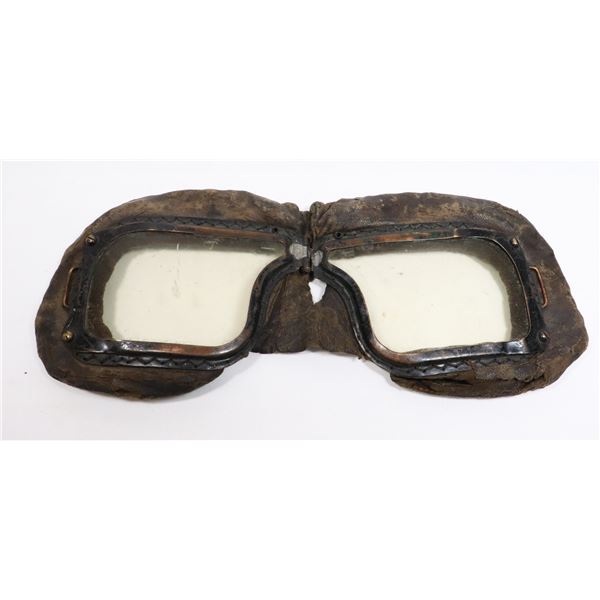 #688 WW2 RCAF RAF FLIGHT GOGGLES WORN CONDITION