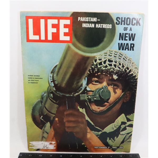 #740 LIFE MAGAZINE SEPTEMBER 1965 MILITARY COVER