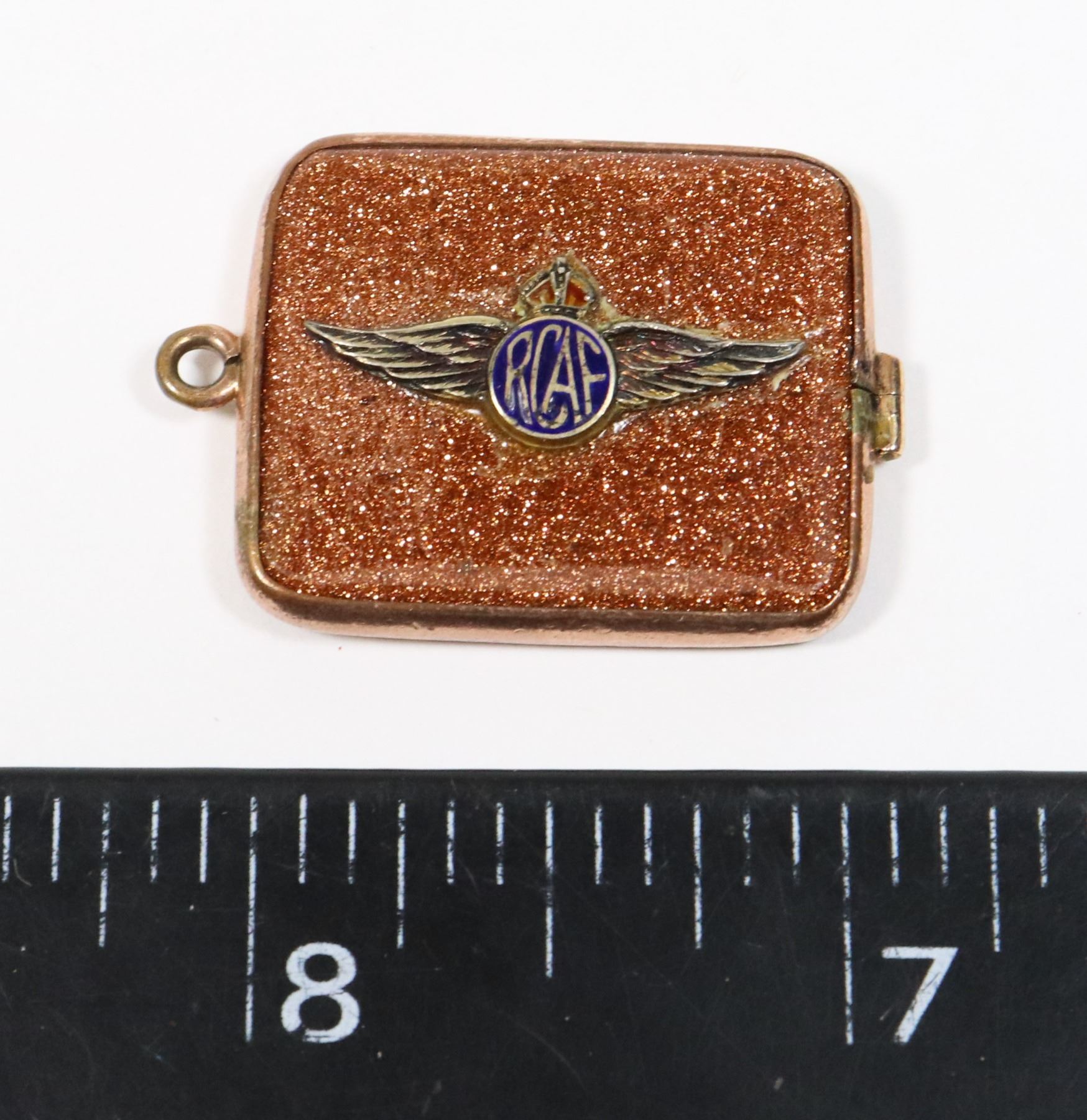 #778 WW2 ROYAL CANADIAN AIR FORCE LOCKET JEWELRY
