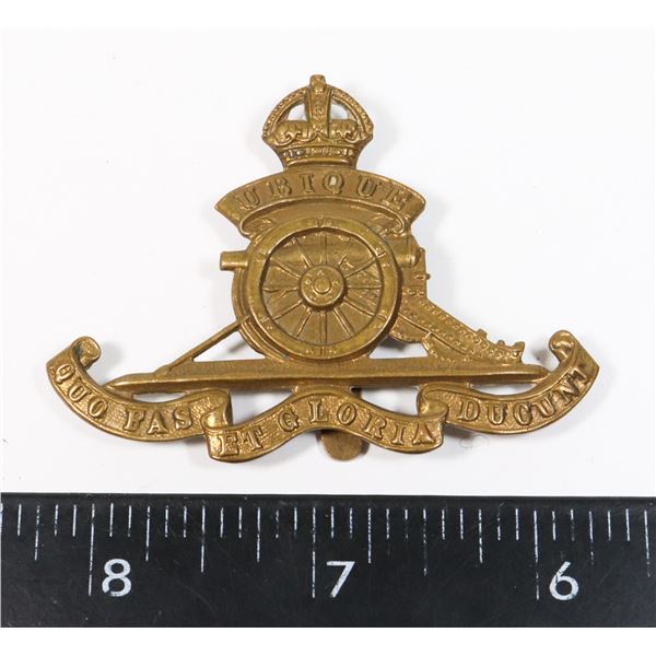 #795 WW2 COMMONWEALTH ARTILLERY CAP BADGE
