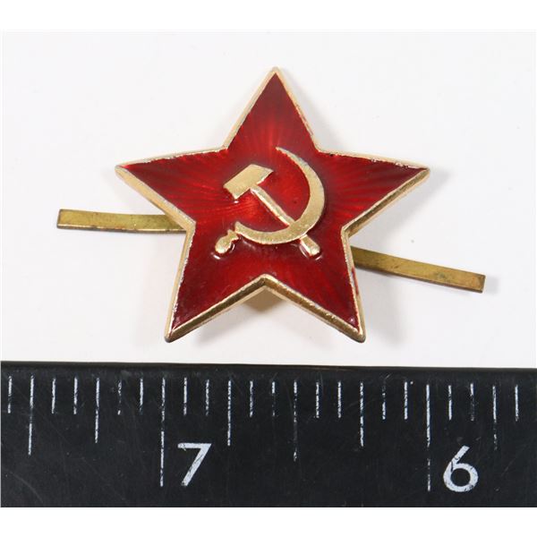 #826 COLD WAR COMMUNIST USSR CCCP HAT BADGE