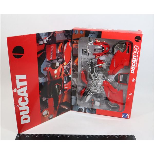 #1121 1:12 DIE-CAST DUCATI 000 TESTASTREETA MODEL