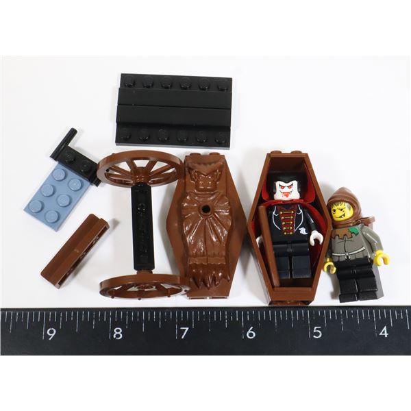 #1138 LEGO STUDIOS 1381 VAMPIRE'S CRYPT MINI FIGS