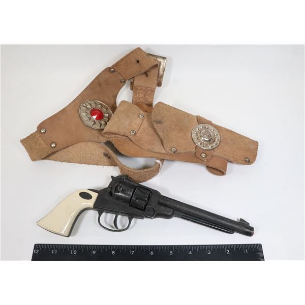 #1251 VINTAGE TOY CAP GUN HUBLEY COWBOY PISTOL