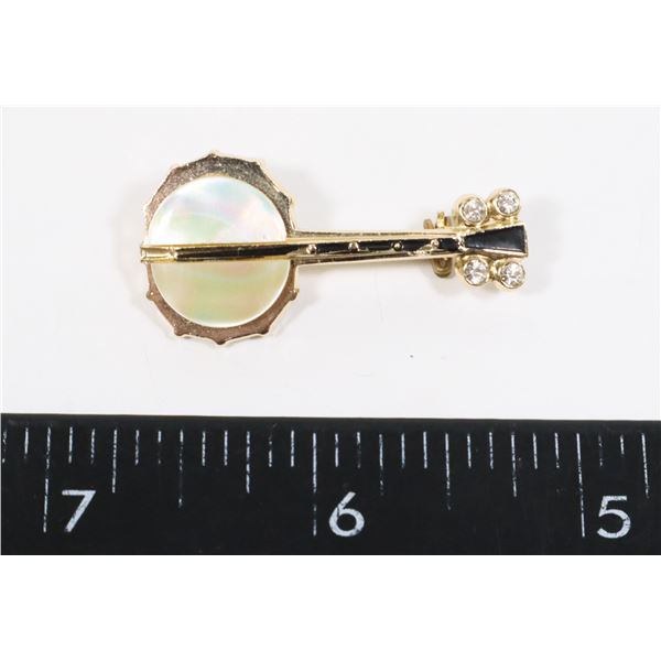 #1280 VINTAGE COSTUME JEWELRY BANJO BROACH PIN