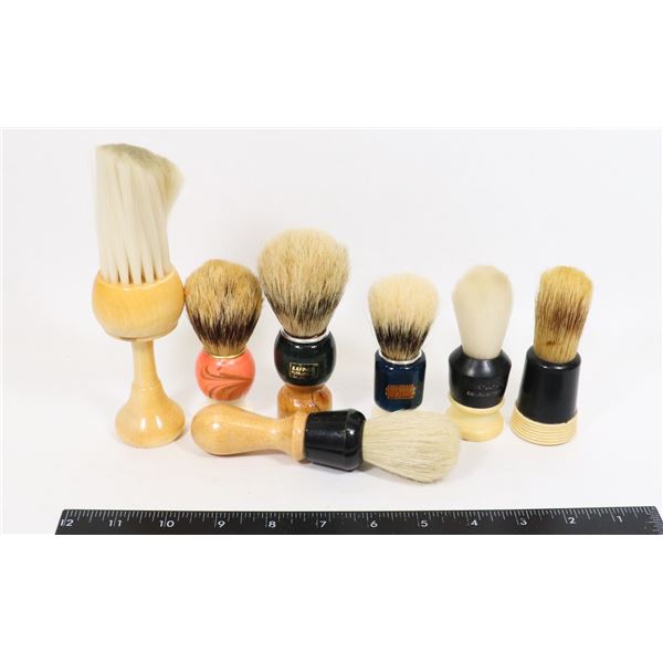 #1367 LARGE LOT VINTAGE SHAVING BRUSHES