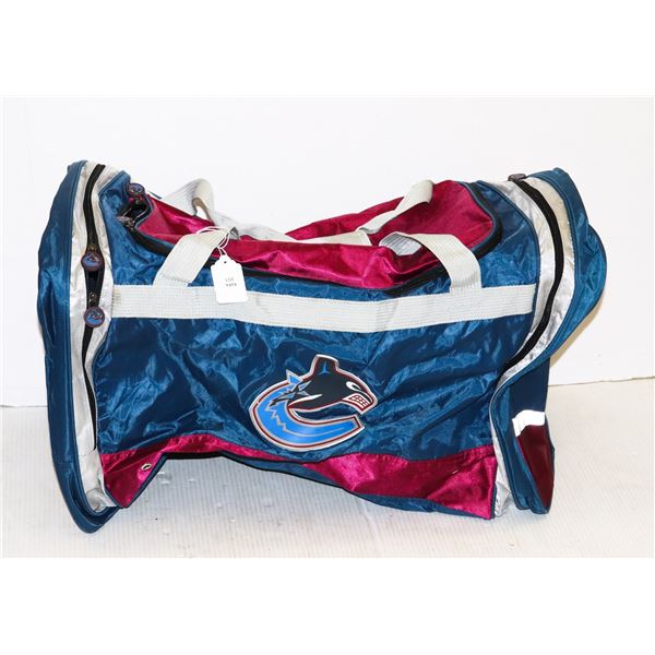 #1373 VANCOUVERCANUCKS HOCKEY DUFFLE BAG NHL