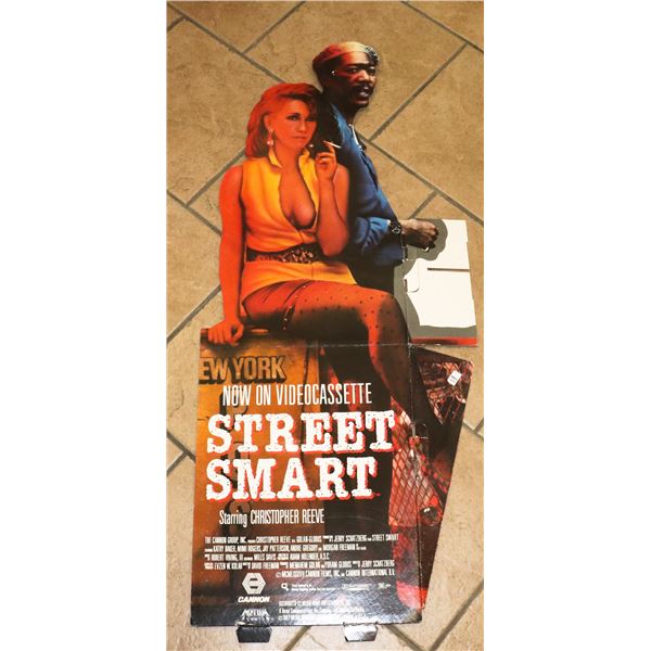 #1384 VINTAGE MOVIE STANDUP STREET SMART 1987