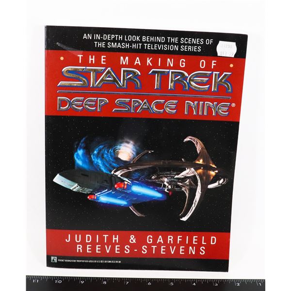 #1396 STAR TREK THE MAKING OF DEEP SPACE 9 BOOK