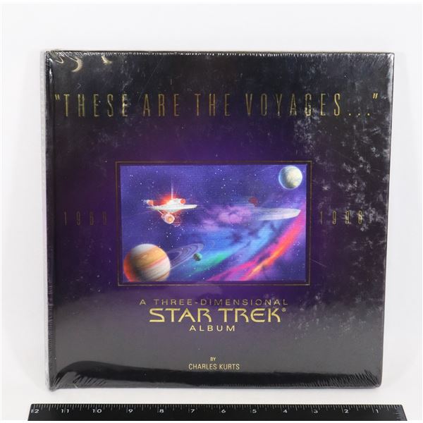 #1398 SEALED 3-D STAR TREK ALBUM BOOK 1996