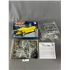 Image 2 : 1:25 Scale AMT Rides Magazine Custom Collection Model Kits - Plymouth Prowler & Ford GT 90