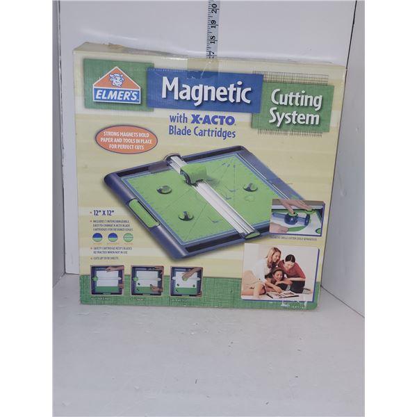 In Box Elmers Magnetic Cutting System with X-Acto Blade Cartridges