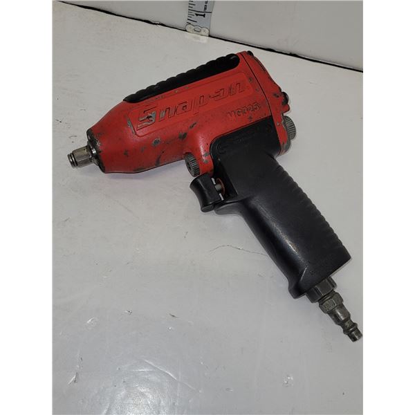Snap-On 3/8 Air Impact model MG325