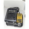 Image 3 : Dewalt 20V Drill, 2 Batteries & Charger